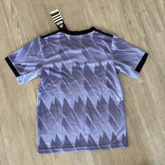 New Kids Real Madrid Jersey Kit 2022 - 2023 - Picture 3 of 3